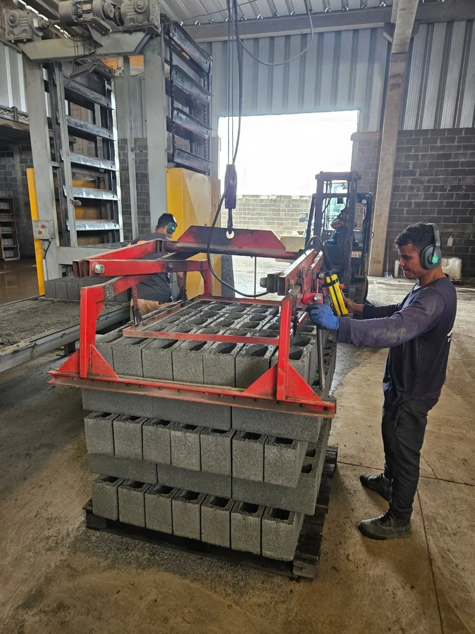 F&aacute;brica de blocos estruturais e de veda&ccedil;&atilde;o com entrega r&aacute;pida em Cravinhos